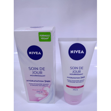 NIVEA 24H Day Care Nourishing Moisturizer SPF15 (1 x 50 ml).